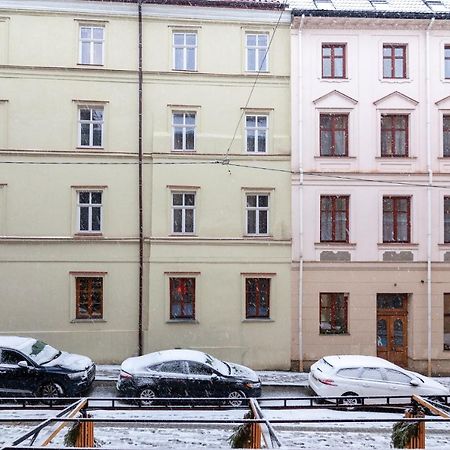 Romari Площа Міцкевича ลวีฟ ภายนอก รูปภาพ