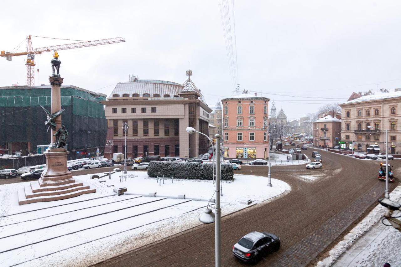 Romari Площа Міцкевича ลวีฟ ภายนอก รูปภาพ