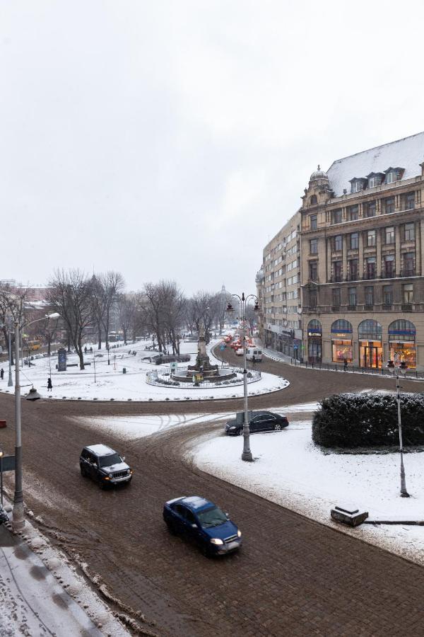 Romari Площа Міцкевича ลวีฟ ภายนอก รูปภาพ